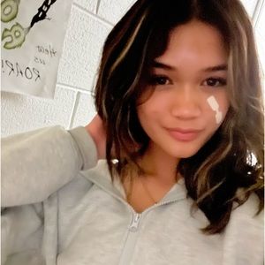 Meet your Posher, Michaela